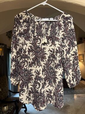 Liz Claiborne Cream Paisley Tassel Peasant Top